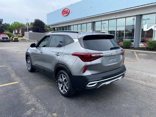 2023 Kia Seltos EX