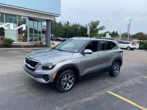 2023 Kia Seltos EX