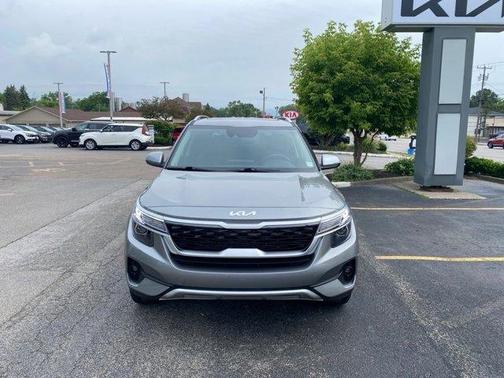 2023 Kia Seltos EX