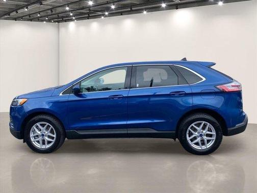 Blue Metallic 2023 Ford Edge SEL