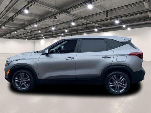 2023 Kia Seltos LX