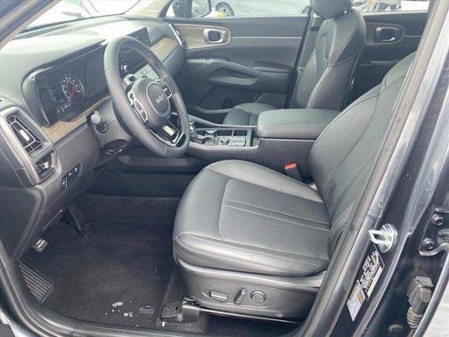 2023 Kia Sorento X-Line S