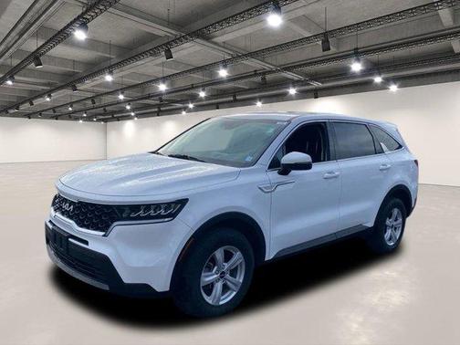2022 Kia Sorento LX