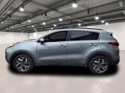 2022 Kia Sportage EX