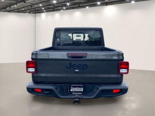 Granite Crystal Clearcoat Metallic 2024 Jeep Gladiator Sport