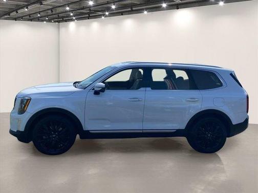 White 2020 Kia Telluride SX