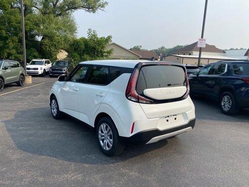 2023 Kia Soul LX