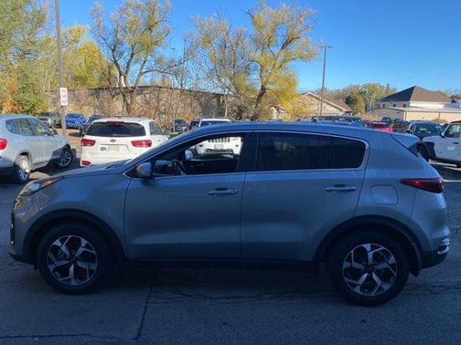 2022 Kia Sportage LX