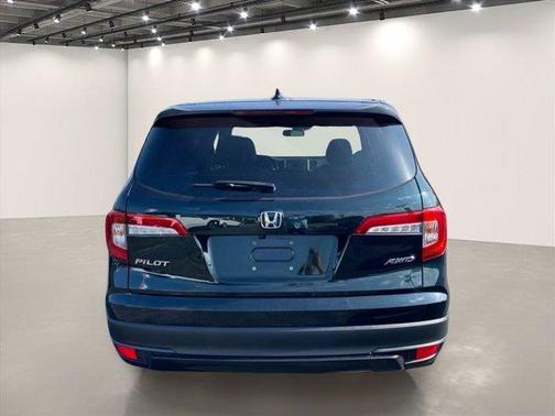 Black Forest Pearl 2019 Honda Pilot LX