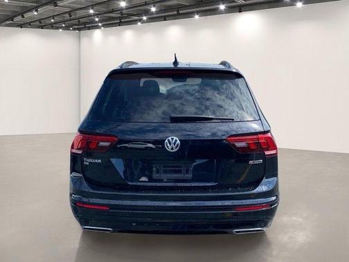 2021 Volkswagen Tiguan 2.0T SE R-Line Black