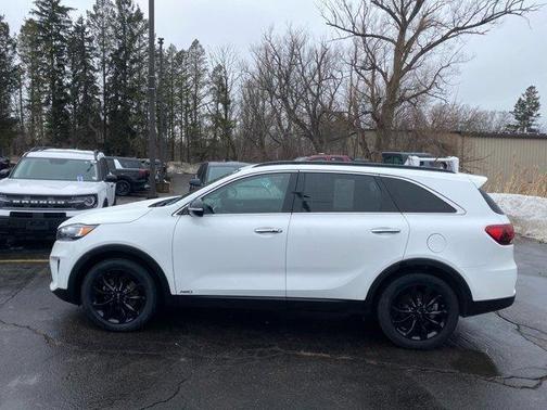 Snow White Pearl 2020 Kia Sorento S