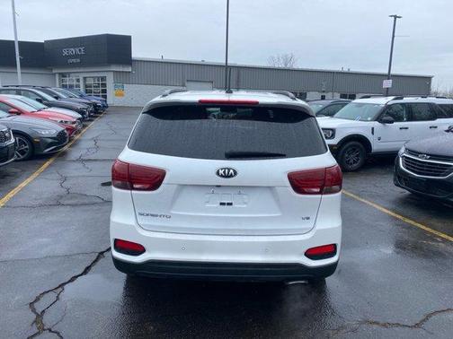 Snow White Pearl 2020 Kia Sorento S