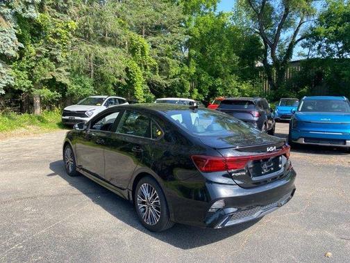 2022 Kia Forte GT-Line
