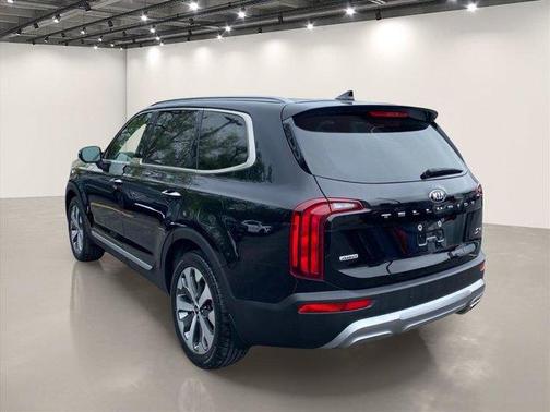 Black 2021 Kia Telluride S