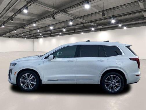 2022 Cadillac XT6 Premium Luxury AWD