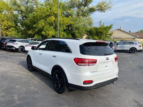 2019 Kia Sorento S