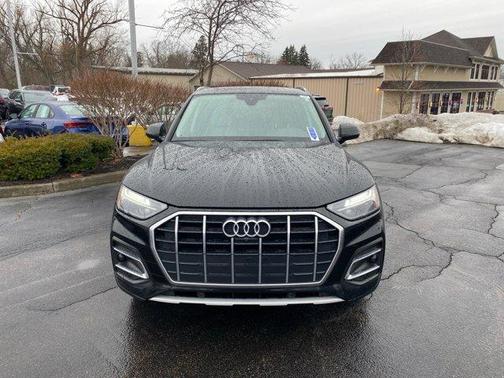 2022 Audi Q5 40 Premium Plus