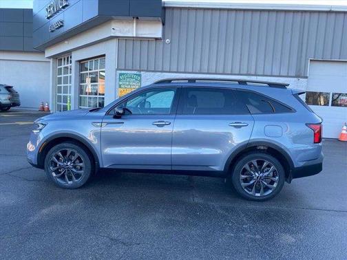 2022 Kia Sorento X-Line EX