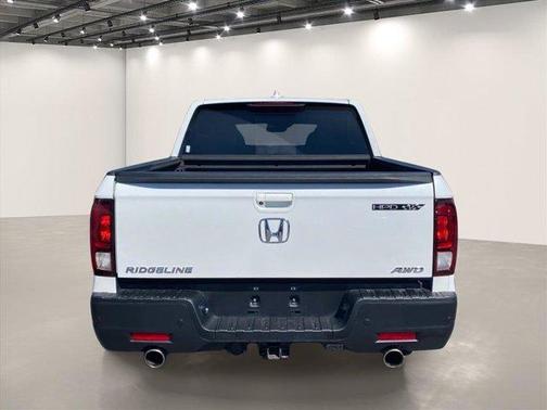 Platinum White Pearl 2023 Honda Ridgeline RTL-E