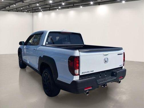 Platinum White Pearl 2023 Honda Ridgeline RTL-E