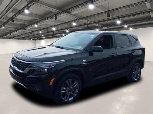 2023 Kia Seltos LX
