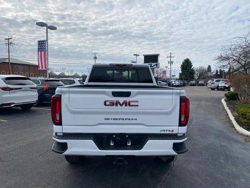 2022 GMC Sierra 2500 AT4
