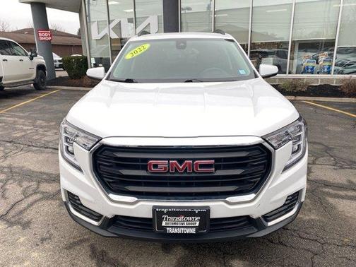 2022 GMC Terrain SLE