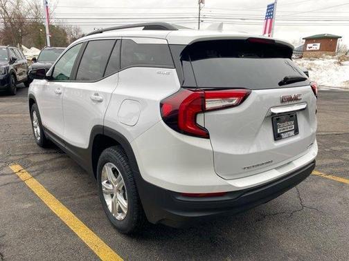 2022 GMC Terrain SLE
