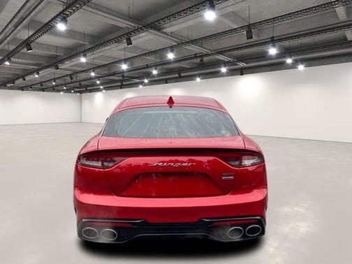 2022 Kia Stinger GT2