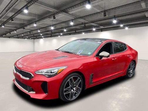 2022 Kia Stinger GT2