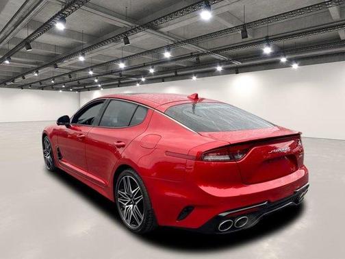 2022 Kia Stinger GT2