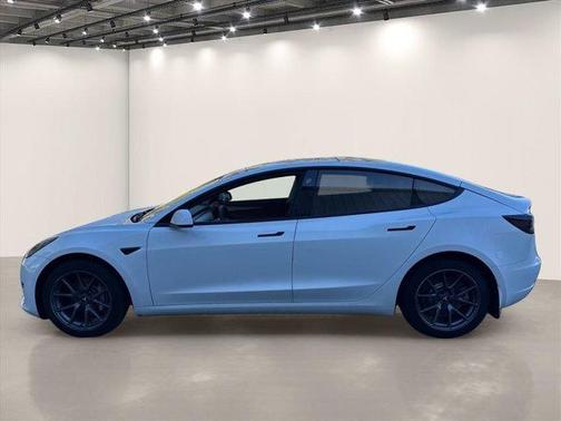 Pearl White Multi 2022 Tesla Model 3 Long Range