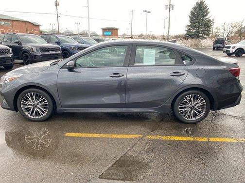 2022 Kia Forte GT-Line
