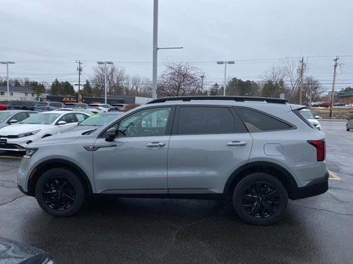 Wolf Gray 2023 Kia Sorento X-Line S