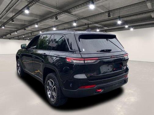2022 Jeep Grand Cherokee Trailhawk