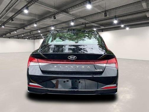 2023 Hyundai ELANTRA HEV Limited