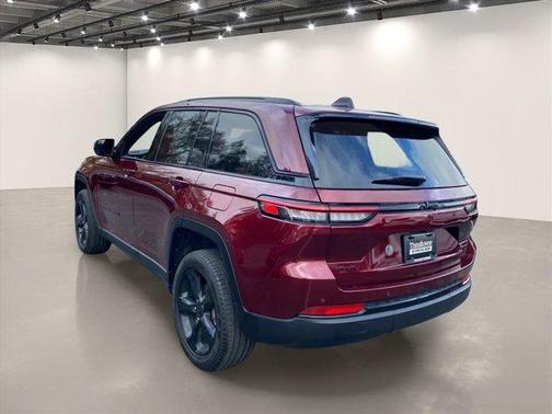 Velvet Red Pearlcoat 2024 Jeep Grand Cherokee Limited