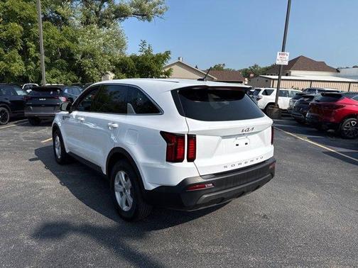 2022 Kia Sorento LX