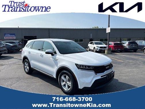 2022 Kia Sorento LX