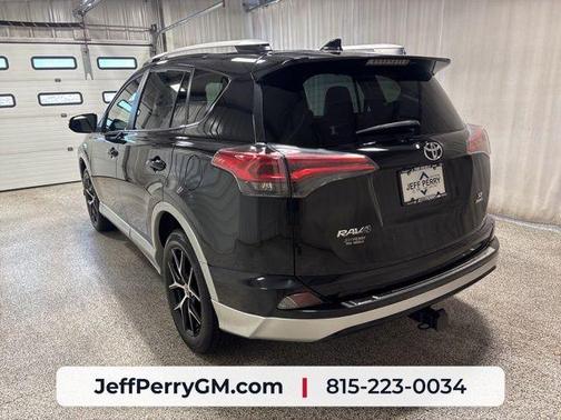 Black Sand Pearl 2016 Toyota RAV4 SE