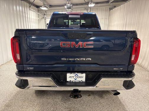 2021 GMC Sierra 2500 SLT