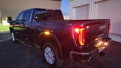 2021 GMC Sierra 2500 SLT