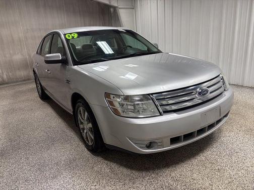 2009 Ford Taurus SEL