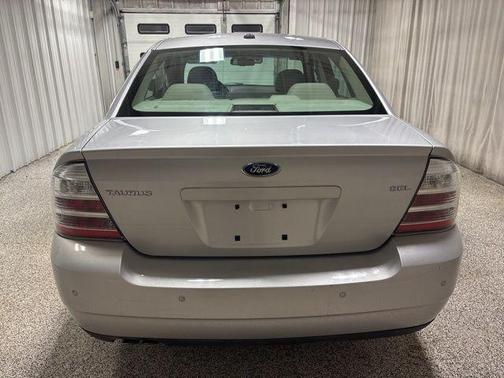 2009 Ford Taurus SEL