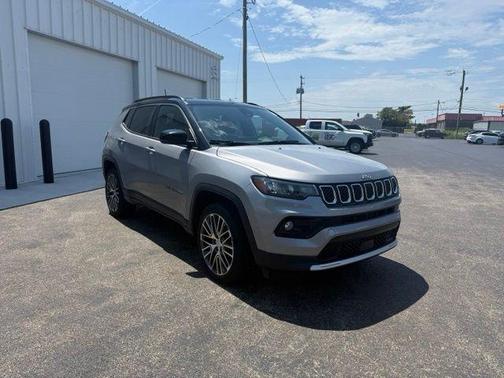 Billet Silver Metallic Clearcoat 2023 Jeep Compass Limited