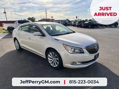 White Diamond Tri-Coat 2014 Buick LaCrosse Leather