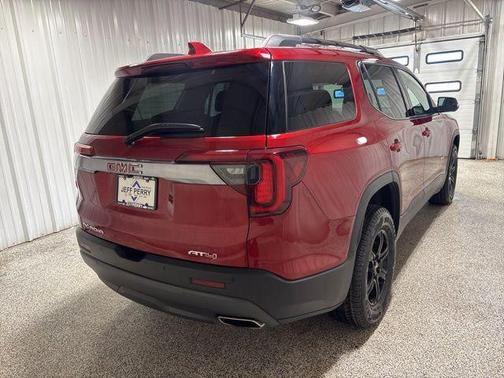 2023 GMC Acadia AT4