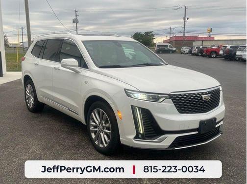 Crystal White Tri-Coat 2022 Cadillac XT6 Premium Luxury AWD