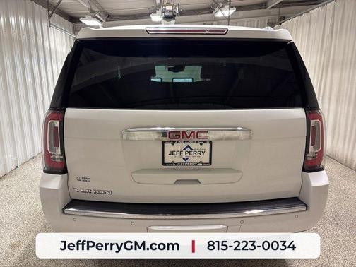 Summit White 2019 GMC Yukon Denali