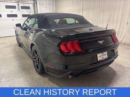2022 Ford Mustang EcoBoost Premium